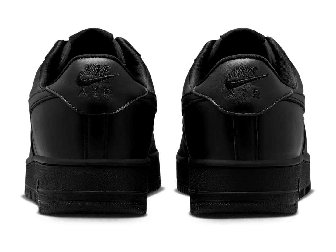 Nike Air Force 1 '01 Black from behind, tonal Nike Air embroidery on the heels