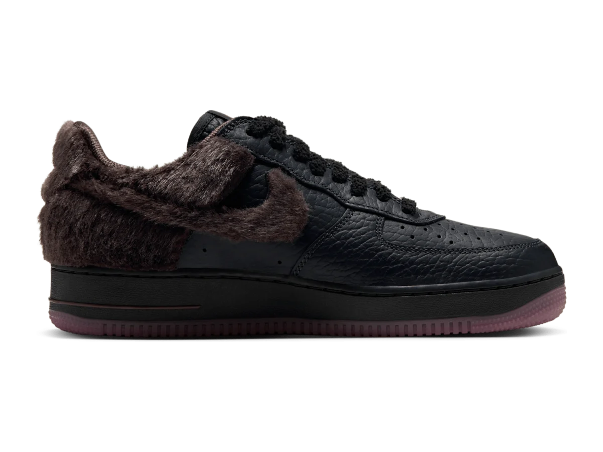 Nike Air Force 1 Low Retro Halloween NYC Rat, medial side, faux fur heel and black leather toe