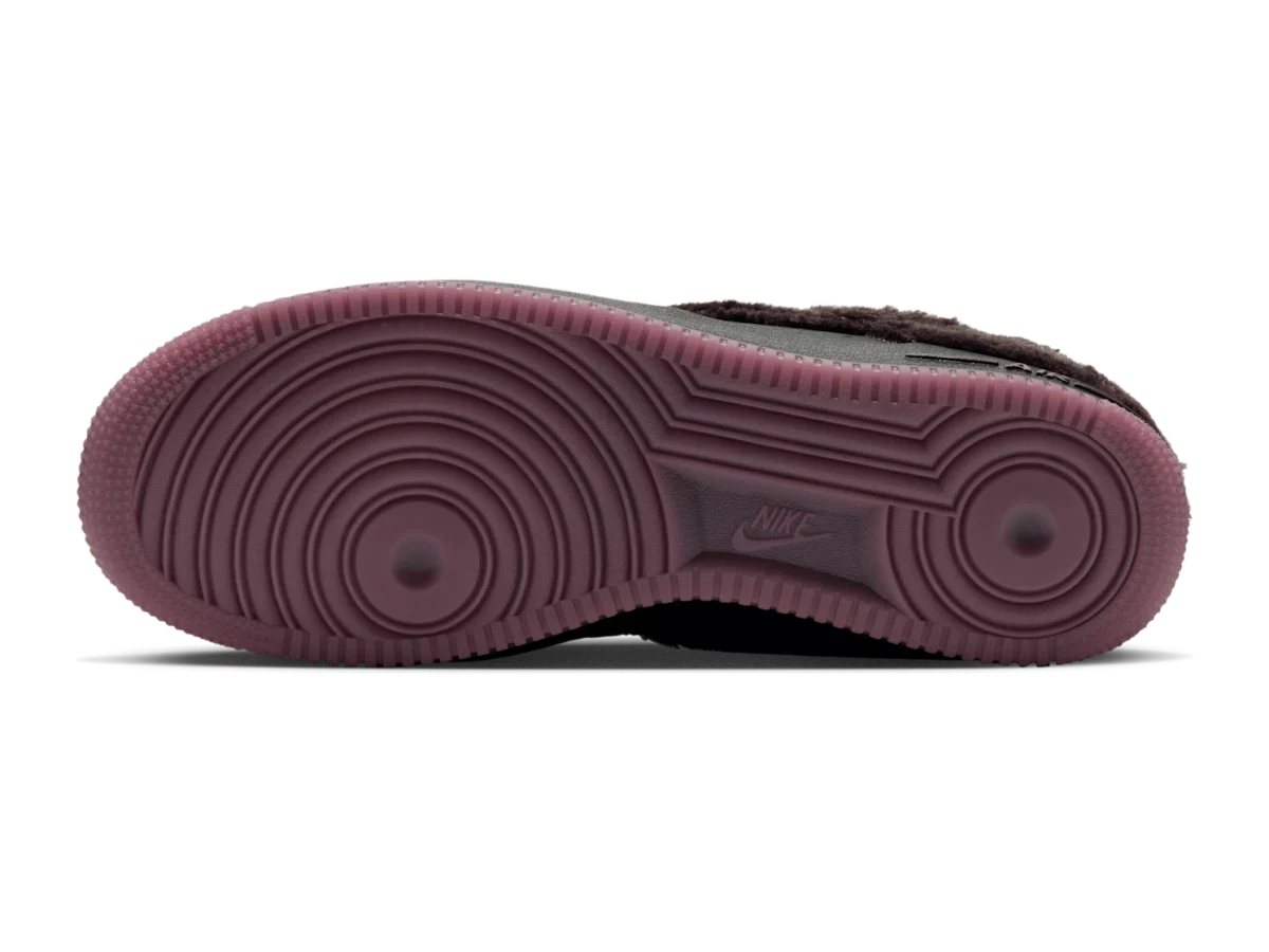 Nike Air Force 1 Low Retro Halloween NYC Rat outsole, pink rubber with pivot circles