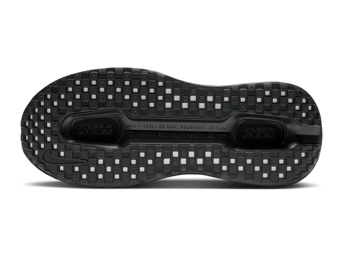 Nike Vomero Premium SP Skeleton outsole, black Waffle rubber pattern