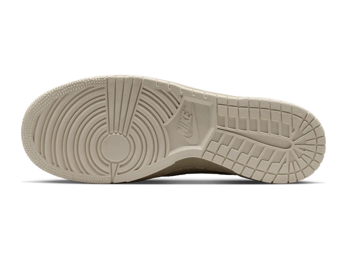 Union x Nike Dunk Low Fatigue Light Cream rubber outsole with circular tread